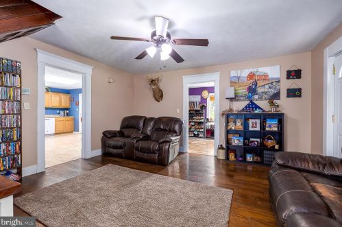 1654 Readus Rd, Edinburg VA  22824-2935 exterior