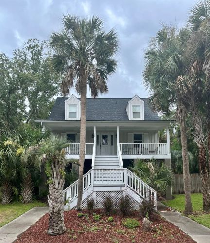 5 Tabby Ln, Isle Of Palms SC 29451-2314 exterior