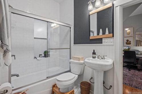 435 Cherokee St, Denver CO 80223-2114 exterior