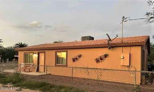 802 38th St, Tucson, AZ 85713-4914