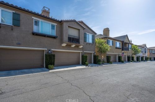 28384 Mirabelle Ln, Santa Clarita CA  91350-3237 exterior