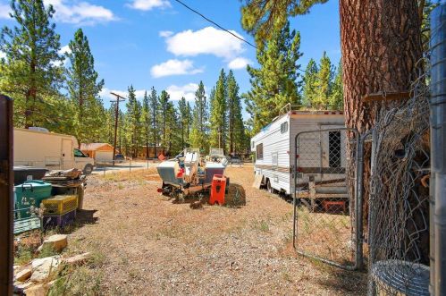 802 Big Bear Blvd, Big Bear City CA  92314-9669 exterior