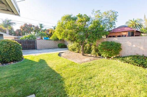 3121 Palo Verde Ave, Long Beach, CA 90808-4056