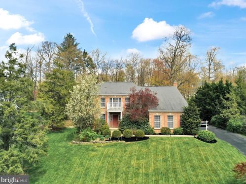 1037 Ridgeview Dr, Molino, PA 17961-2331