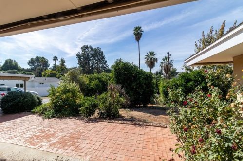 521 Sunnyside Ave, Redlands CA  92373-5635 exterior