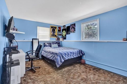 108 Nantucket Dr, Fishkill NY  12524-1021 exterior