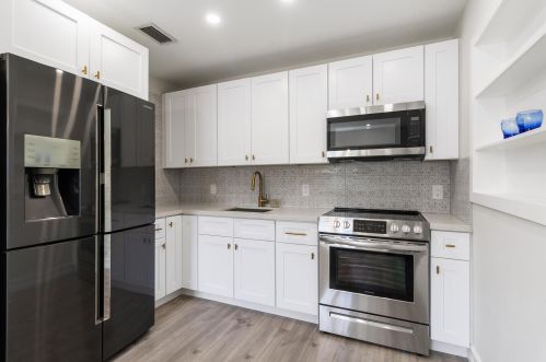 726 56th St, West Palm Beach FL  33407-2508 exterior