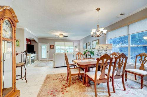 1309 Modena Dr, Pearland TX  77581-5335 exterior