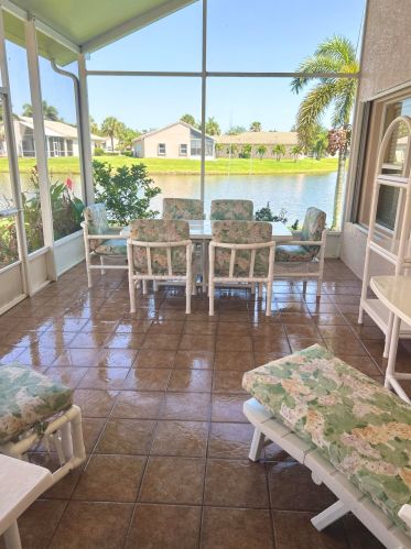 324 Breezy Point Loop, Fort Pierce FL  34986-2669 exterior