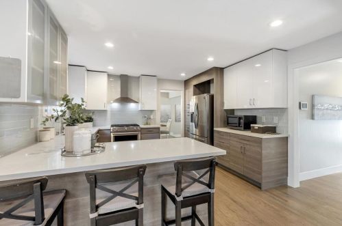 1685 Grizilo Dr, San Jose CA  95124-1920 exterior