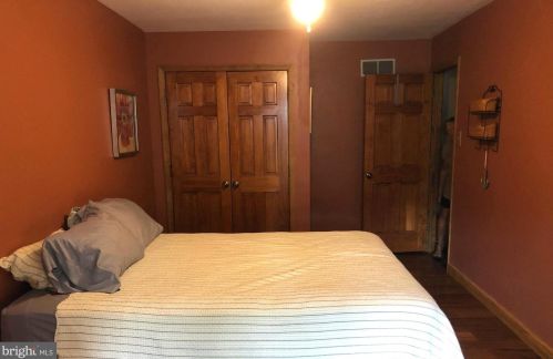 1331 Westminster Dr, Downingtown PA  19335-3652 exterior