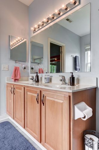 4704 Trumhall Dr, Darbydale OH  43123-8127 exterior