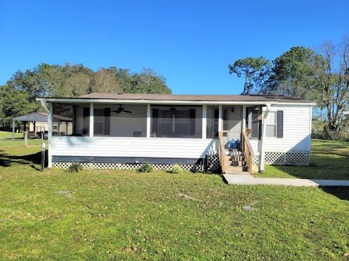 2060 Meadow Oak Cir, Polk City, FL 33868-9008