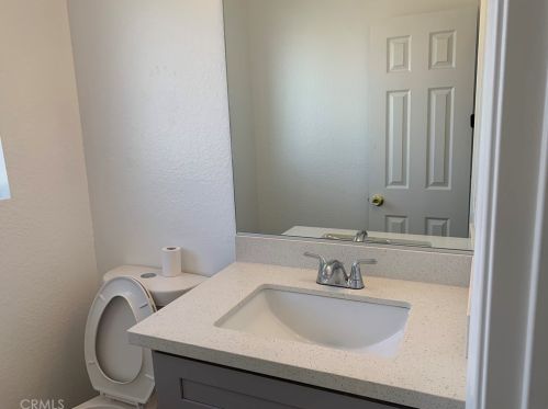 1518 Jackson St, Rialto CA  92376-3870 exterior