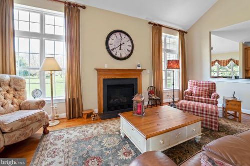 17 Nicole Ct, Auburn NJ 08085-3448 exterior