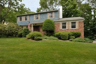 191 Valley Rd, Katonah, NY 10536-1712
