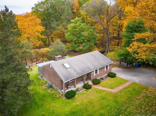 54 Leona Ln, New Britain, CT 06053-1261