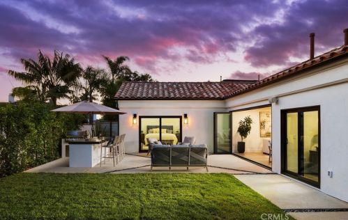 1945 Santiago Dr, Newport Beach CA  92660-3834 exterior