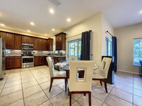11140 Oyster Bay Cir, New Port Richey, FL 34654-4455