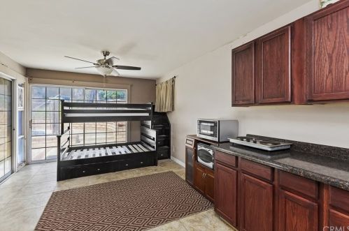 16060 Lenel Ct, Riverside CA  92504-5817 exterior