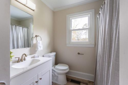 4219 Princeton Ave, Greensboro NC  27407-1725 exterior