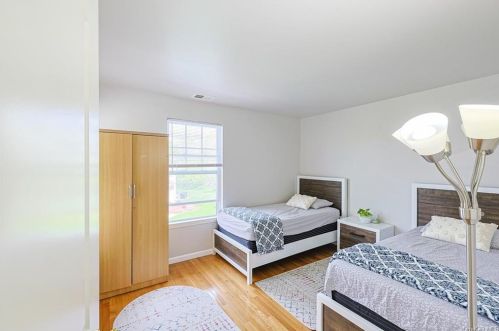 48 Avoncroft Ln, Middletown NY  10940-5086 exterior
