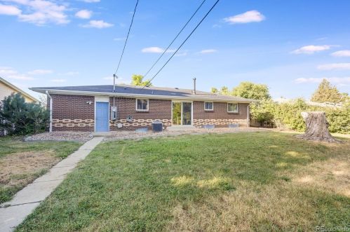 1089 Douglas Dr, Denver CO 80221-4440 exterior