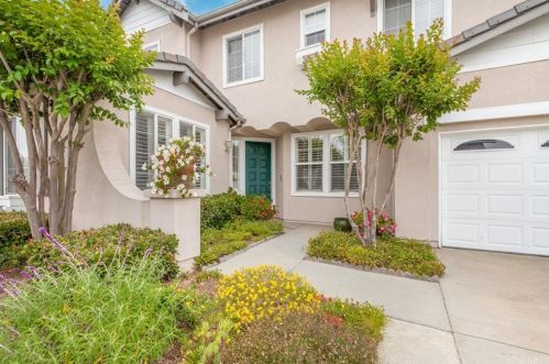 2312 Promontory Dr, Long Beach, CA 90755-3857