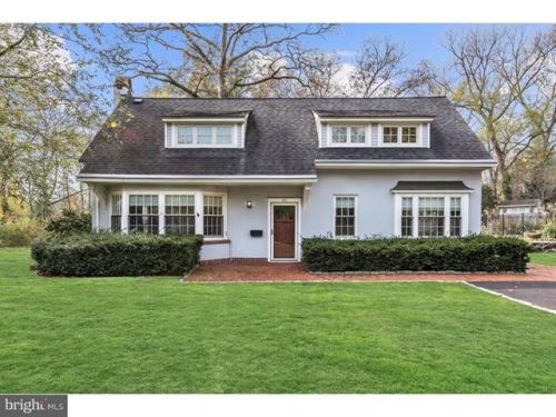 95 Buttonwood Ln, Riverton, NJ 08077-2401