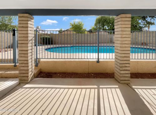 18661 45th Dr, Glendale AZ  85308-4494 exterior