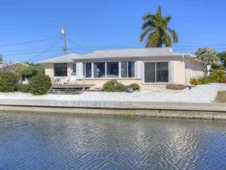 10111 Kingfisher Rd, Bradenton, FL 34209-3112