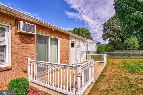 618 Grandview Ave, Camp Hill PA  17011-1816 exterior