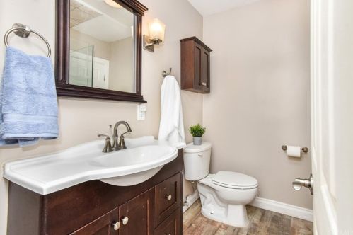 6003 Eckleson St, Lakewood CA  90713-1910 exterior