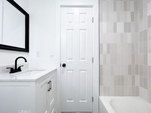 1110 Poplar St, Compton CA  90220-1643 exterior