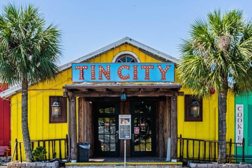 14254 Manchester Dr, Naples FL 34114-8624 exterior