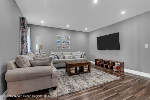 18 Woodmere Ct, East Freehold NJ  07728-4016 exterior