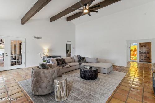 7363 Paradise Dr, Scottsdale AZ  85260-5435 exterior