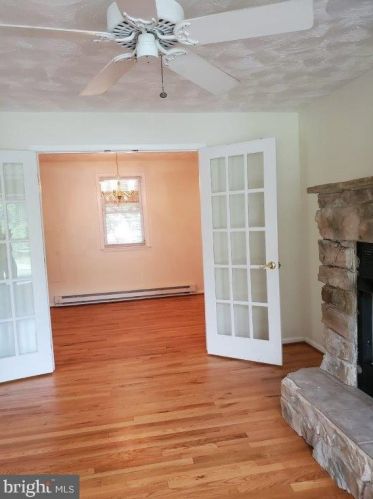 104 Iris Way, Charles Town WV  25414-9437 exterior