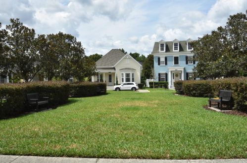 1103 Oscar Sq, Kissimmee, FL 34747-4043