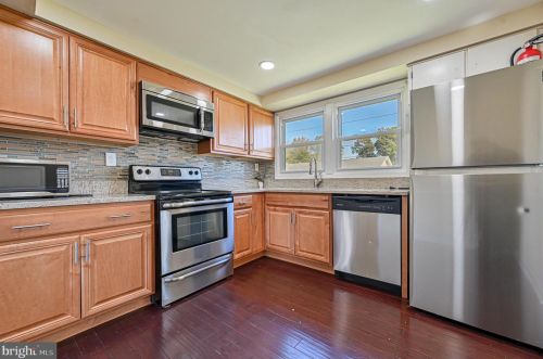 31 Niagara Ln, Willingboro NJ  08046-1249 exterior