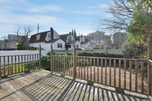 2111 Nameoke Ave, Far Rockaway NY  11691-3157 exterior