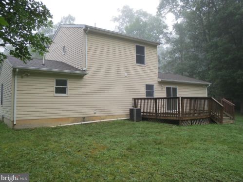 158 Camel Hump Ct, Richmond National Battlefiel VA  22835-2688 exterior