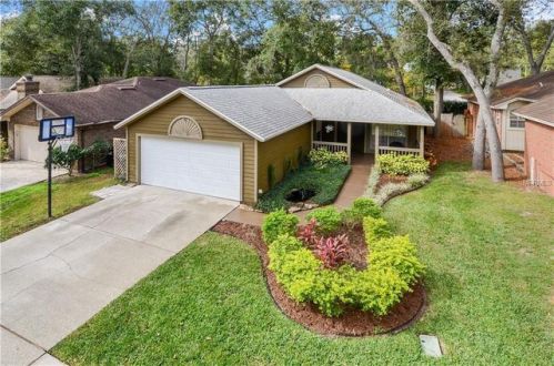 1510 Royal Oaks Dr, Apopka FL  32703-8268 exterior