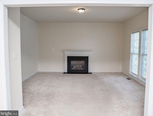 10411 Silver Creek Ct, Spotsylvania VA  22553-4482 exterior