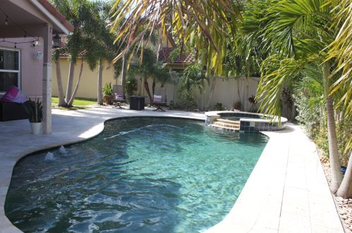1604 Oak Berry Cir, West Palm Beach, FL 33414-6165