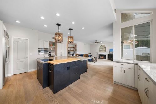 31695 Corte Rosario, Temecula CA  92592-6479 exterior