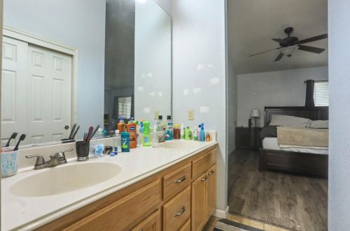 1804 Elleby Ct, Modesto CA  95355-8658 exterior