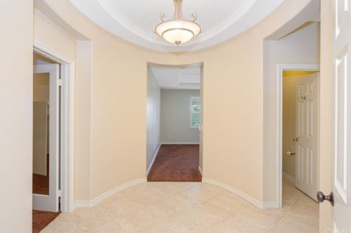 17089 Bluff Vista Ct, Riverside CA 92503-8715 exterior