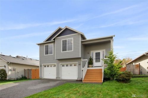 8906 134th St, Puyallup, WA 98373-5588