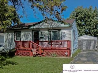 6312 Sahler St, Omaha, NE 68104-2655